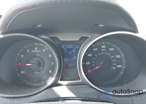 2017 Hyundai Veloster Value Edition из США, поврежденный, VIN KMHTC6AD2HU319876